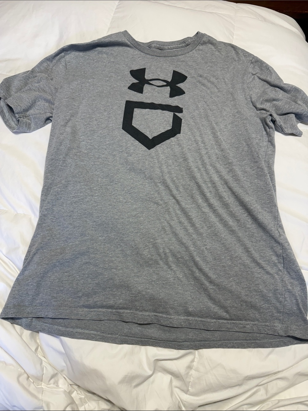 Under Armour Men’s Heather Gray Short Sleeve Logo Tee